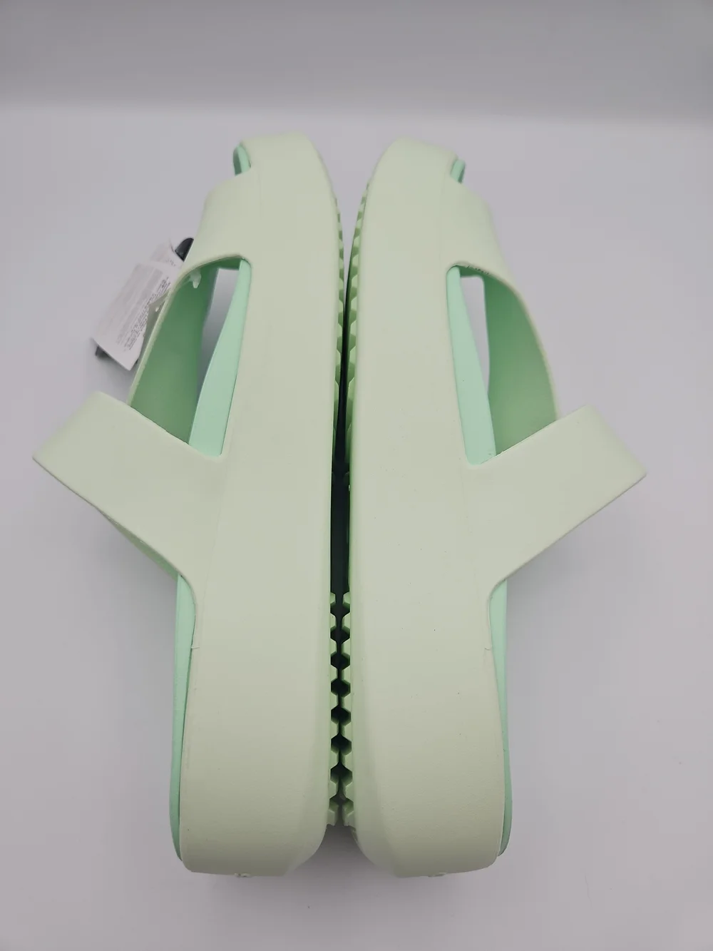 CROCS comfortable platform